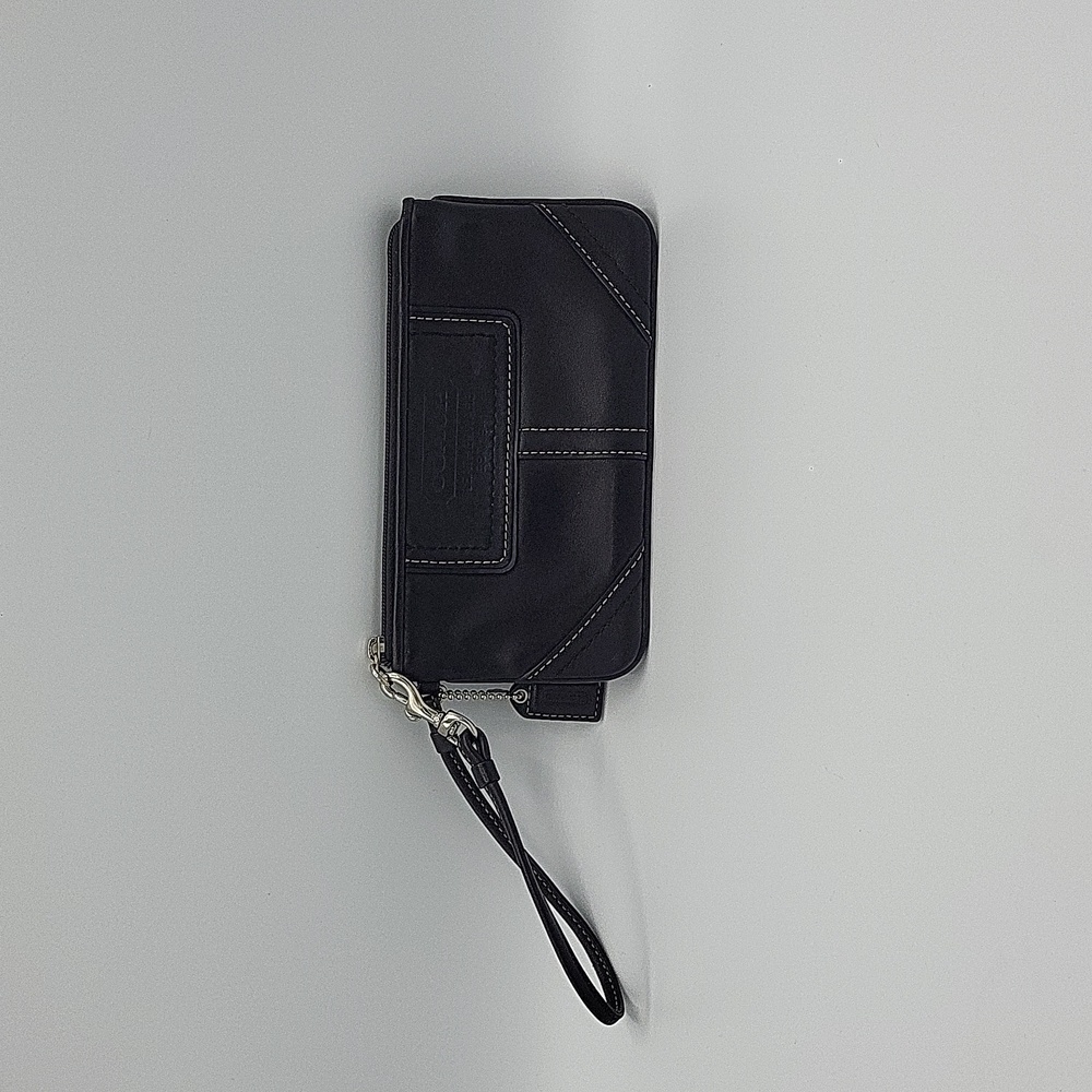 Coach Leatherware Wristlet - Picture 1 of 7